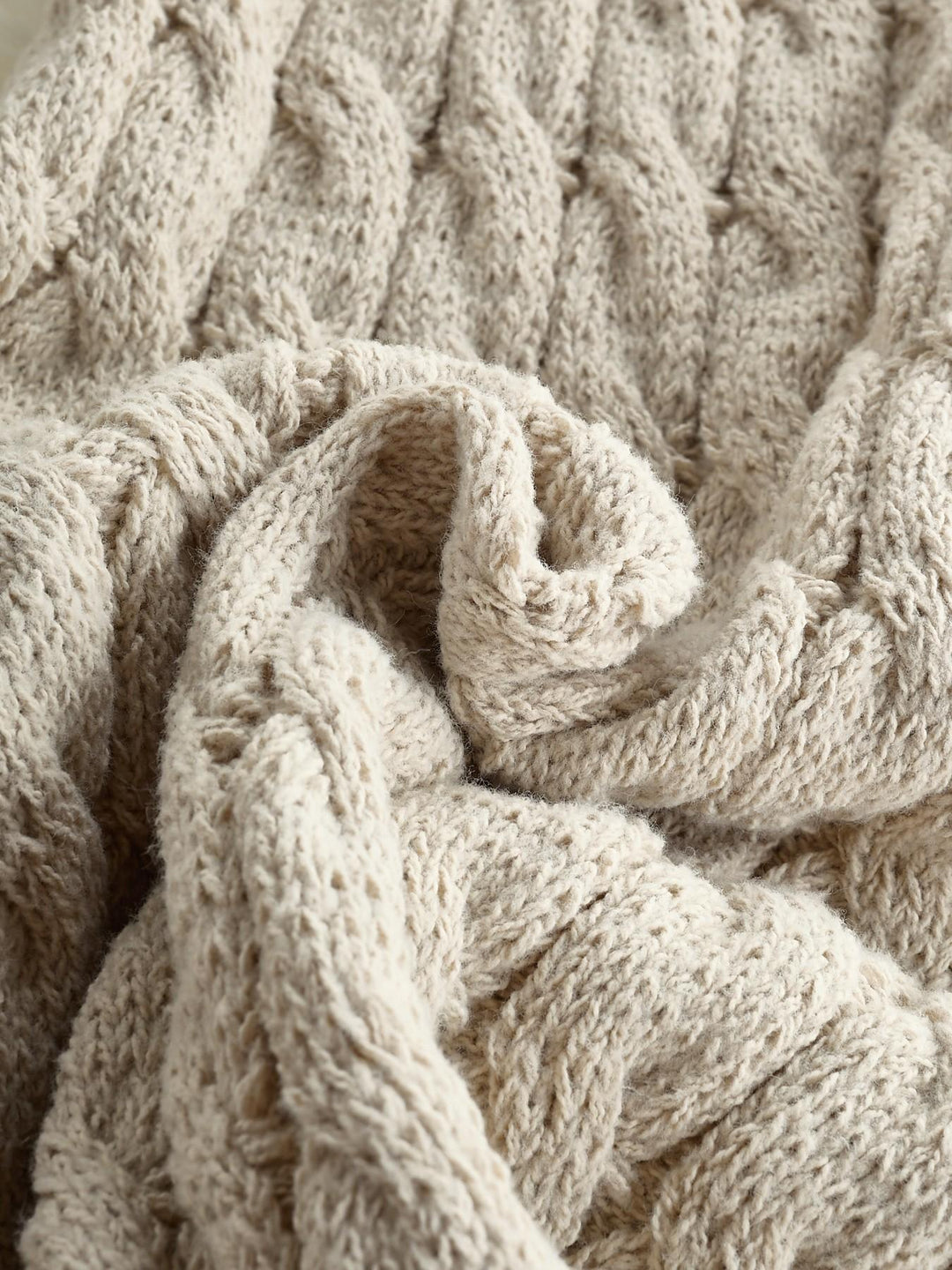 Elvara Langer Damen Strickcardigan mit Zopfmuster, Stehkragen und Knopfverschluss