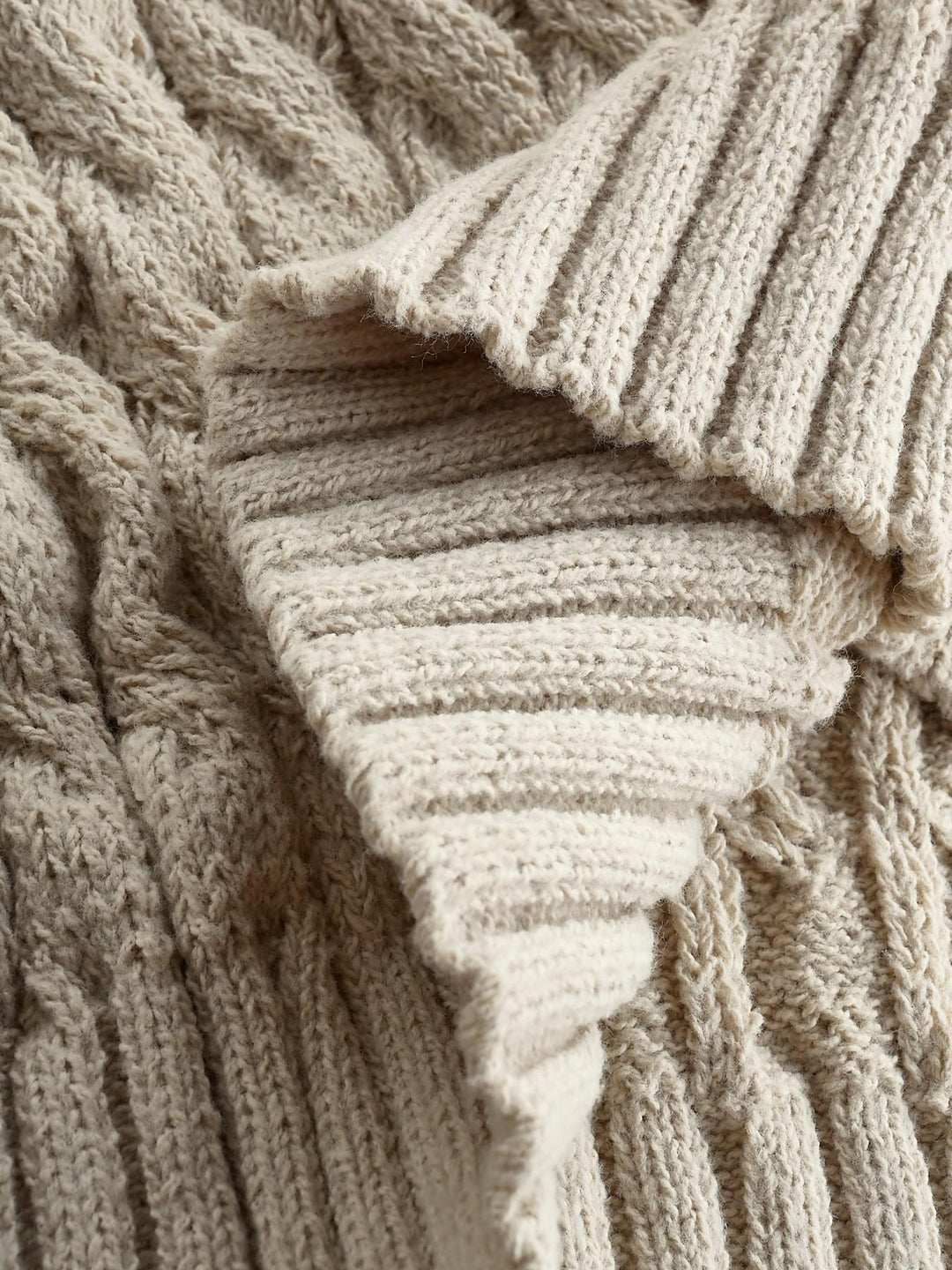 Elvara Langer Damen Strickcardigan mit Zopfmuster, Stehkragen und Knopfverschluss